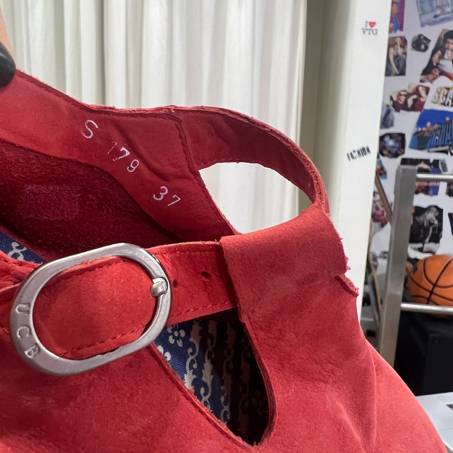 benetton 00s coral red suede mary jane flats