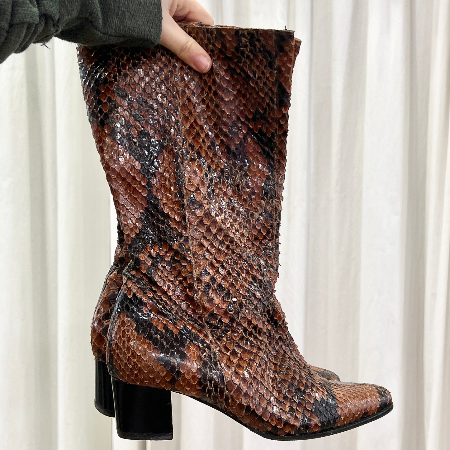piero zamagni 90s brown python leather heel boots