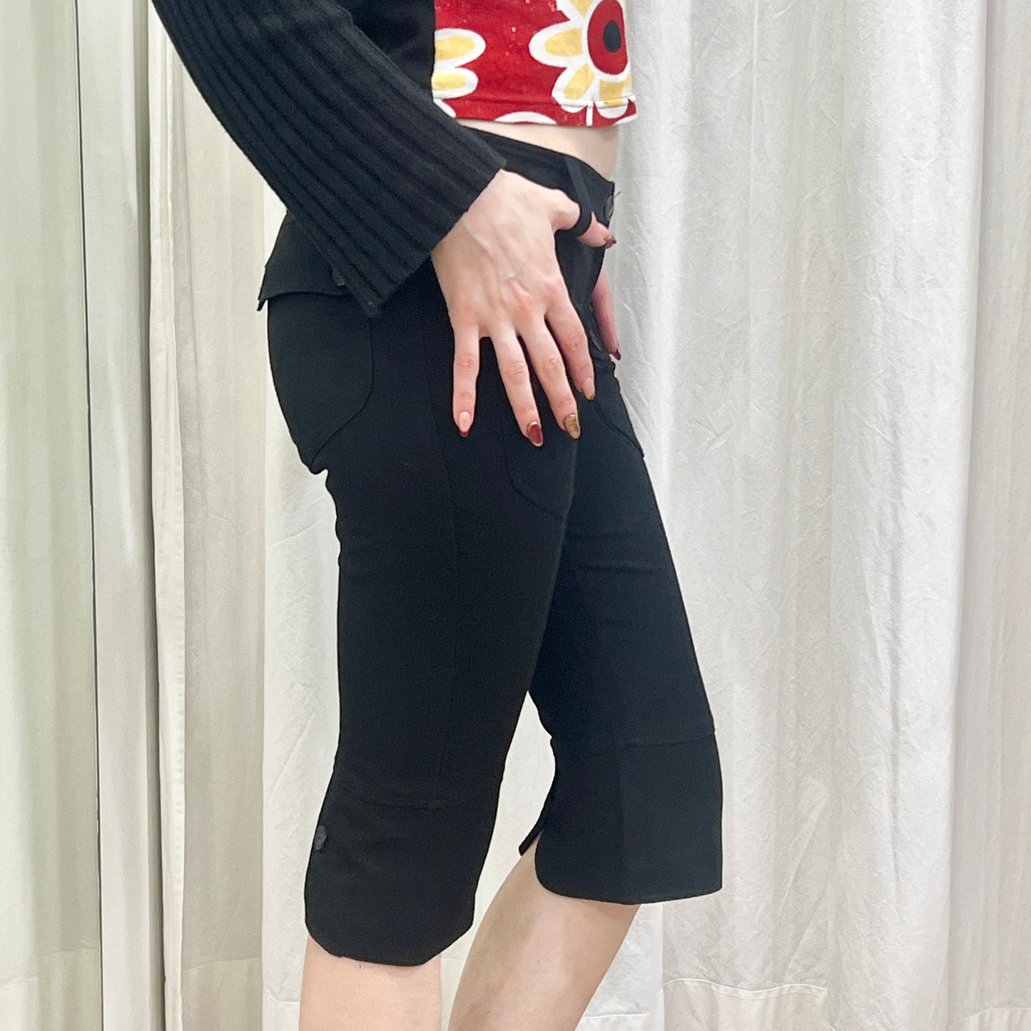 denny rose 00s black capri shorts with rhynestone patch