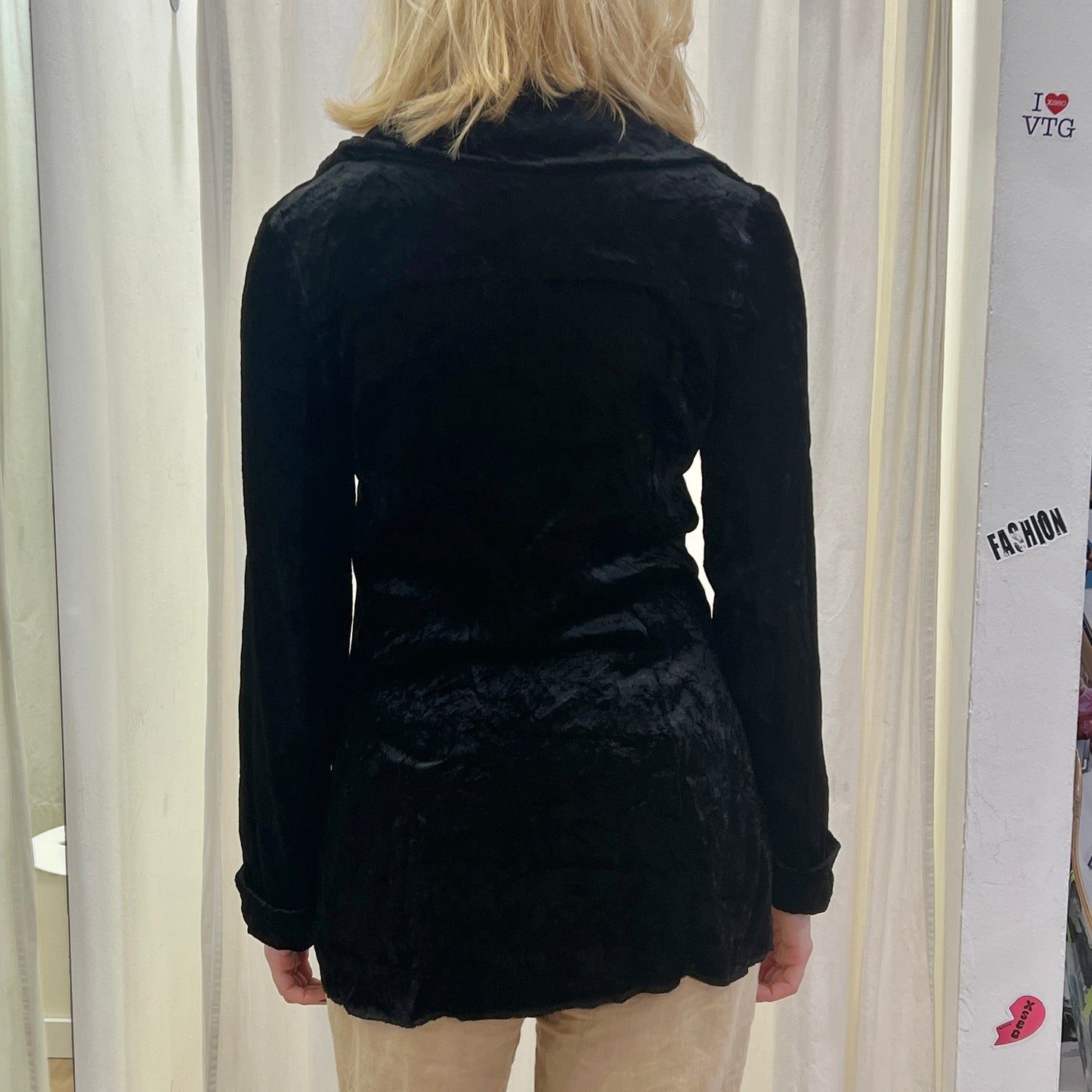 jey cole man 00s black velvet blazer