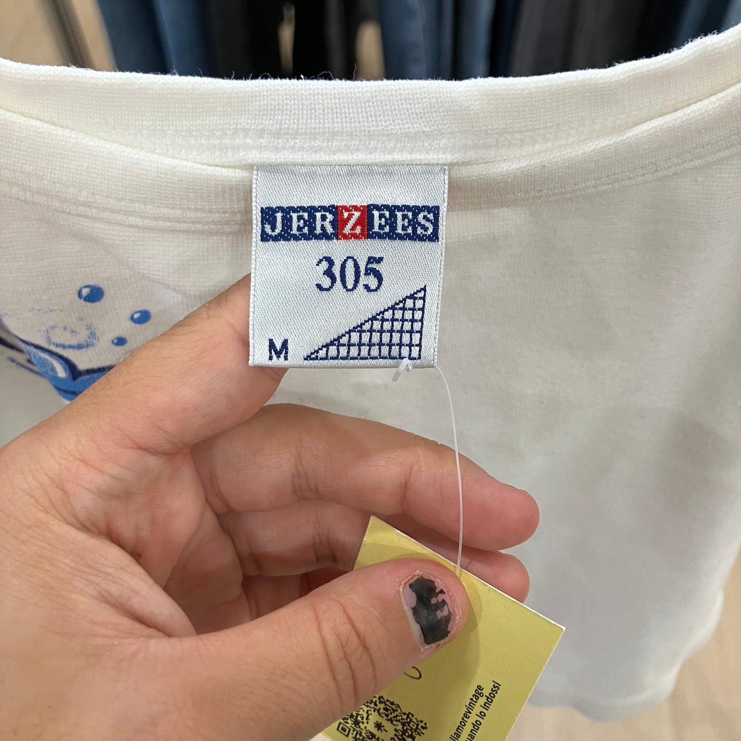 jerzees white sardegna cami crop top with blue dolphins