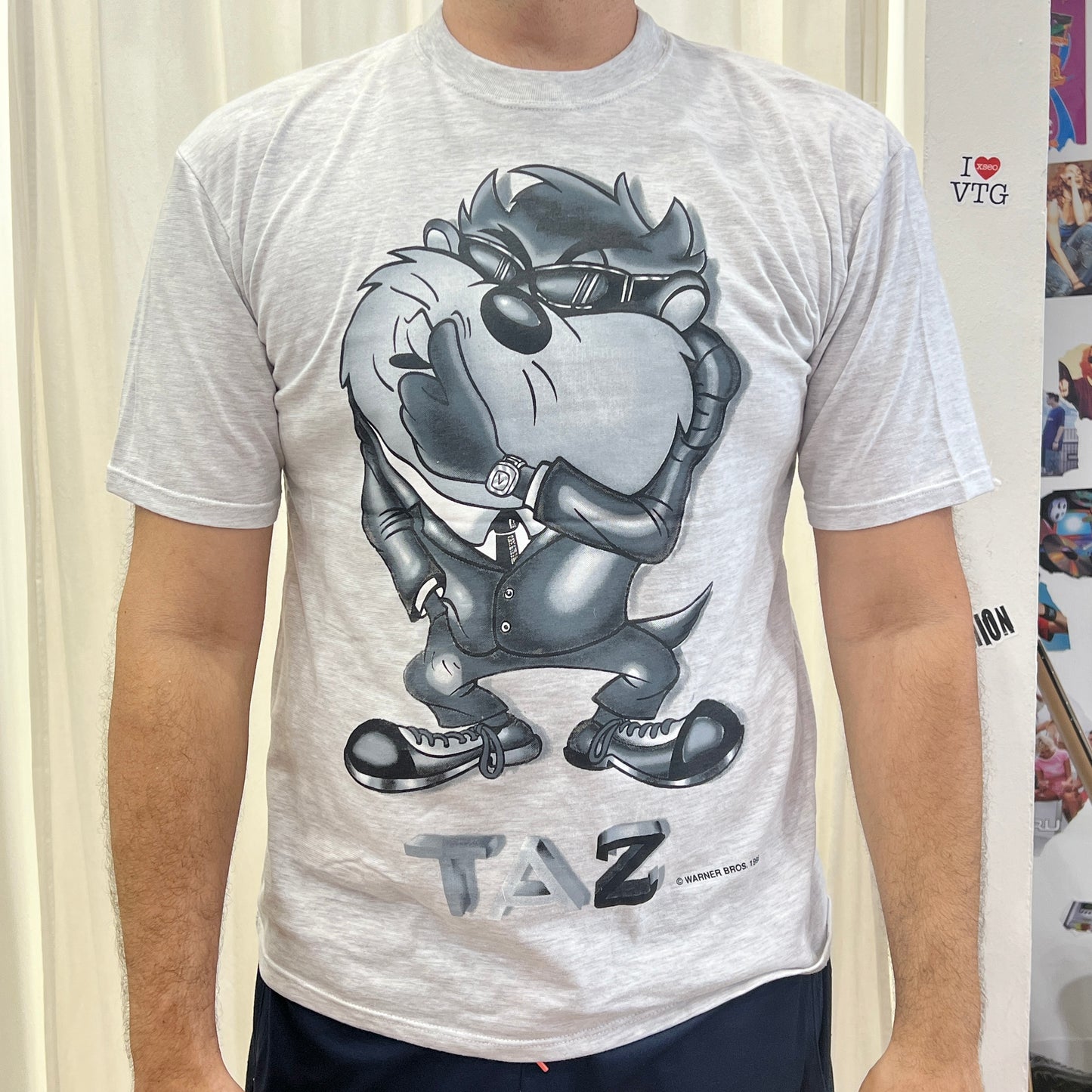 looney tunes 1998 grey taz tshirt
