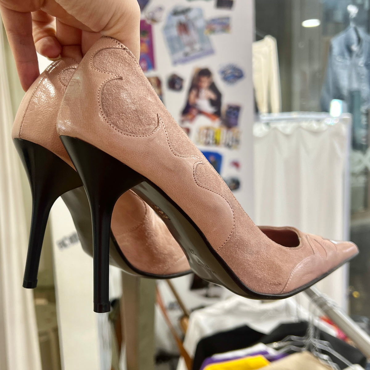 fausta moretti 00s dusty pink suede pointy heels