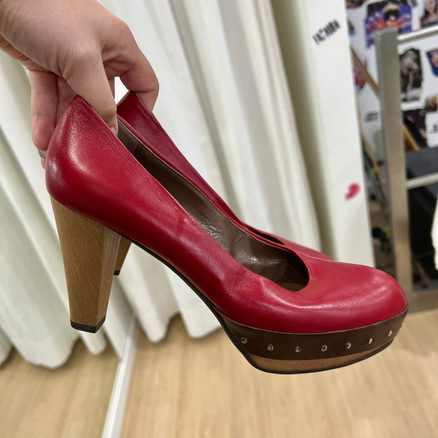 marni 00s red leather round tip with wood platform and studs