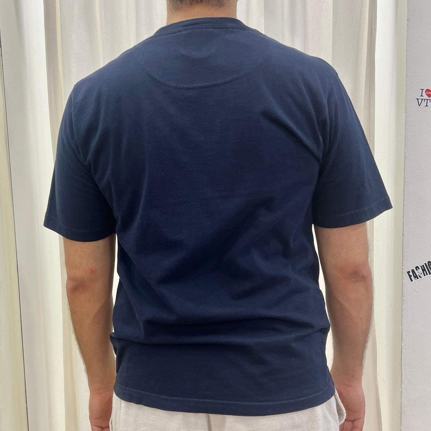 northern vibe 00s canada navy tshirt with red embroidery