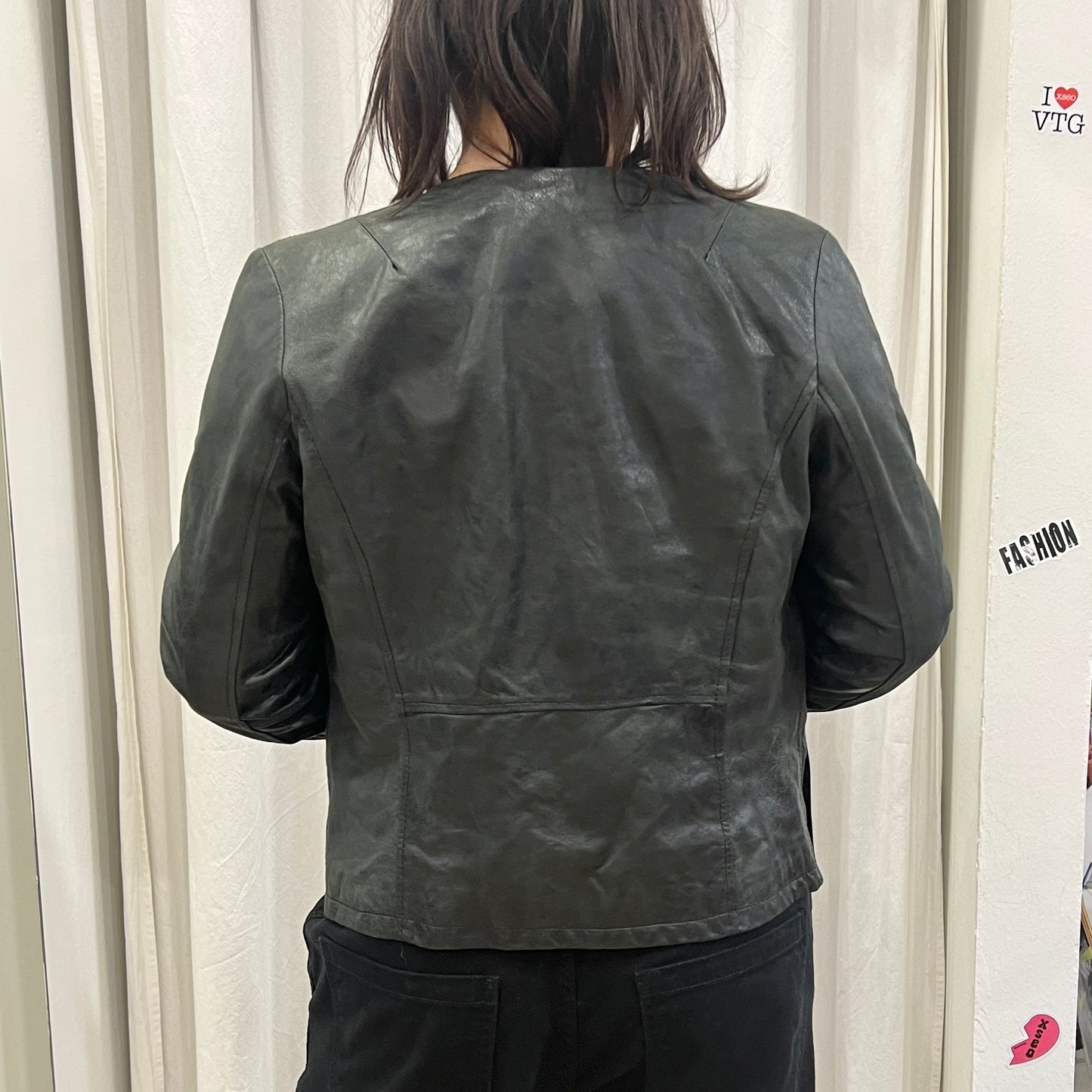 please '10s black leather jacket with fringes