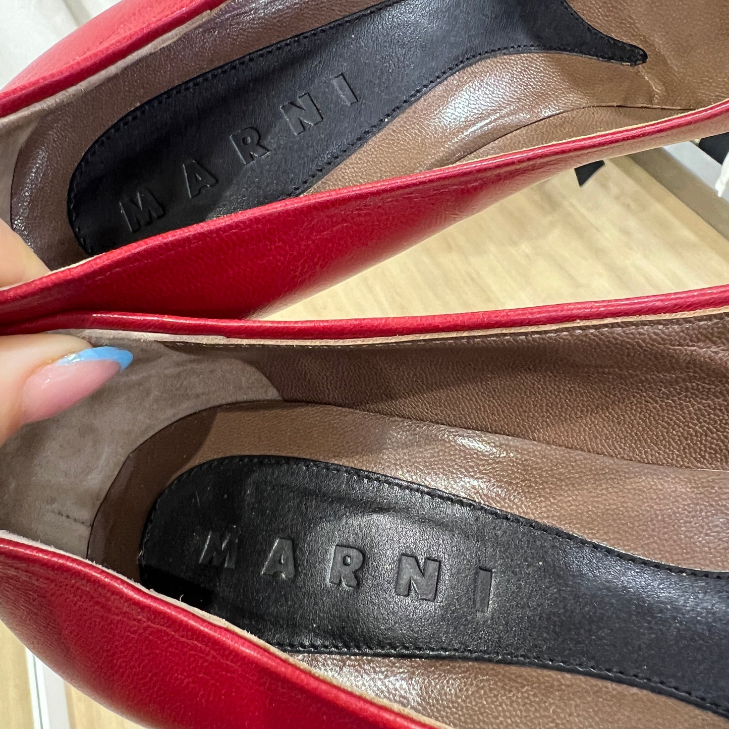 marni 00s red leather round tip with wood platform and studs