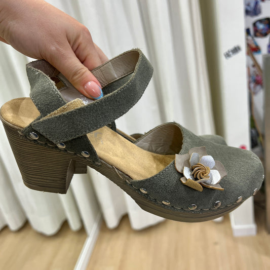 rieker 00s grey suede wooden clog heel sandals