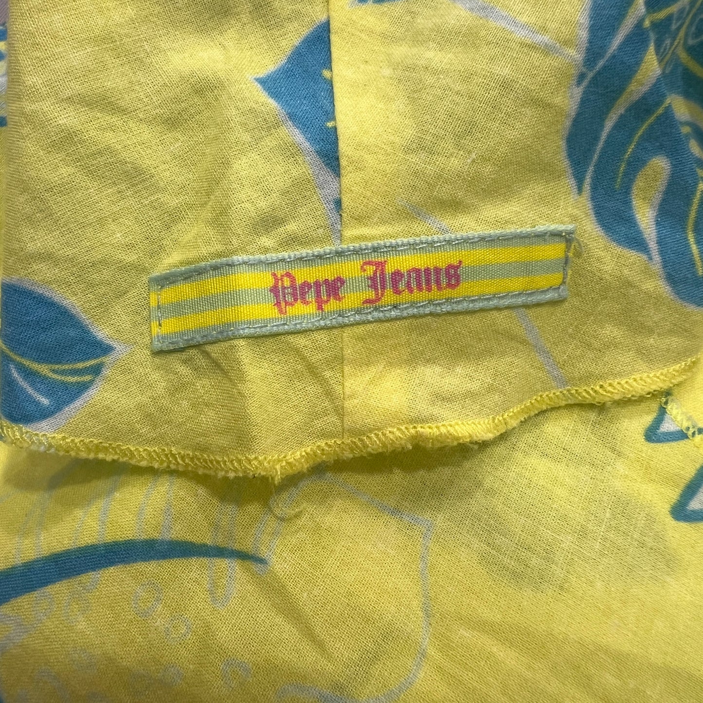 pepe jeans 00s neon yellow layered strapless top with blue hawaiian flowers