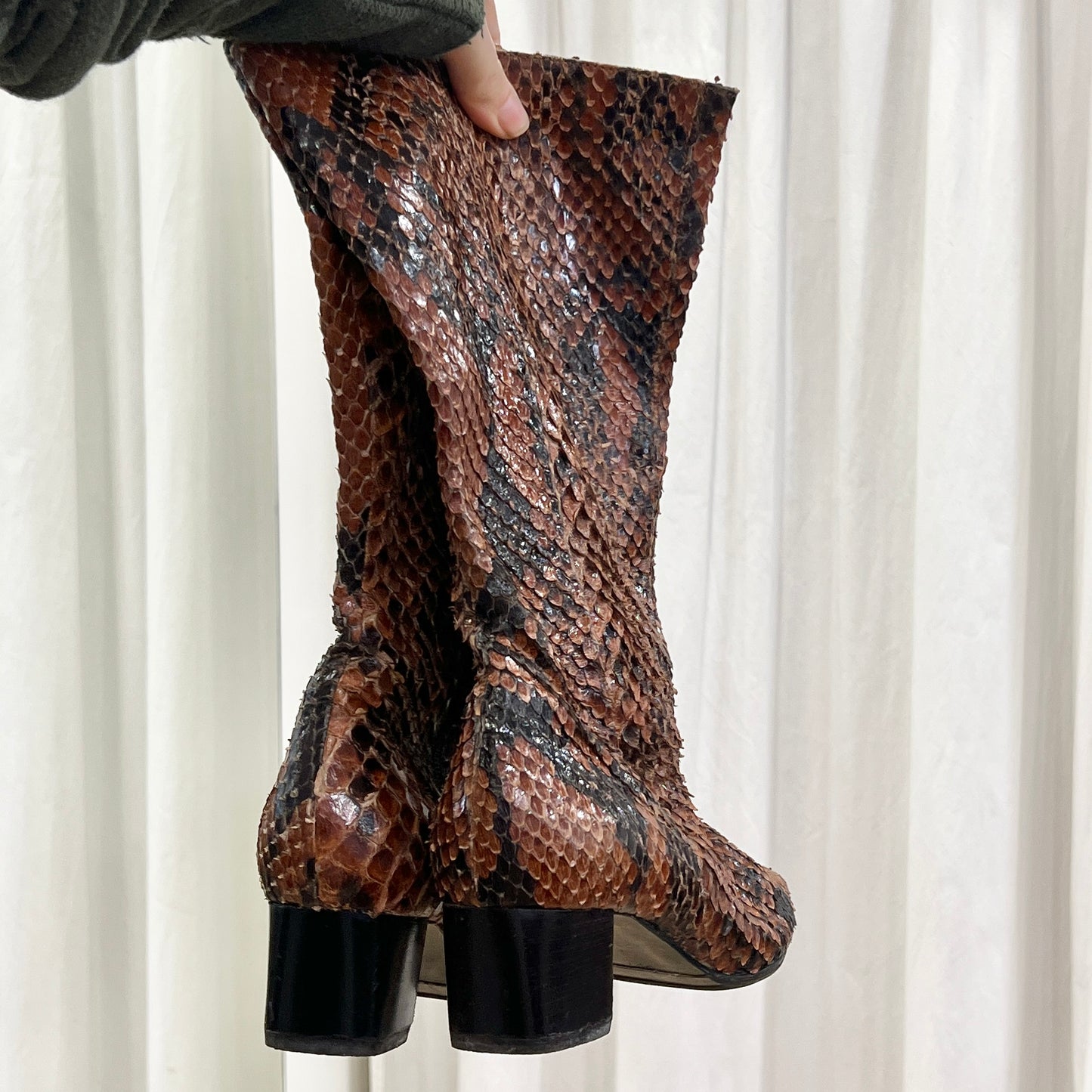 piero zamagni 90s brown python leather heel boots