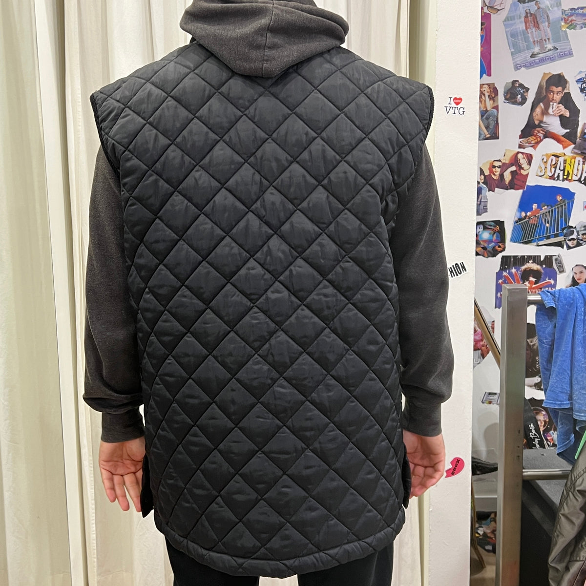 european project 00s black quilted vest with corduroy velvet collar