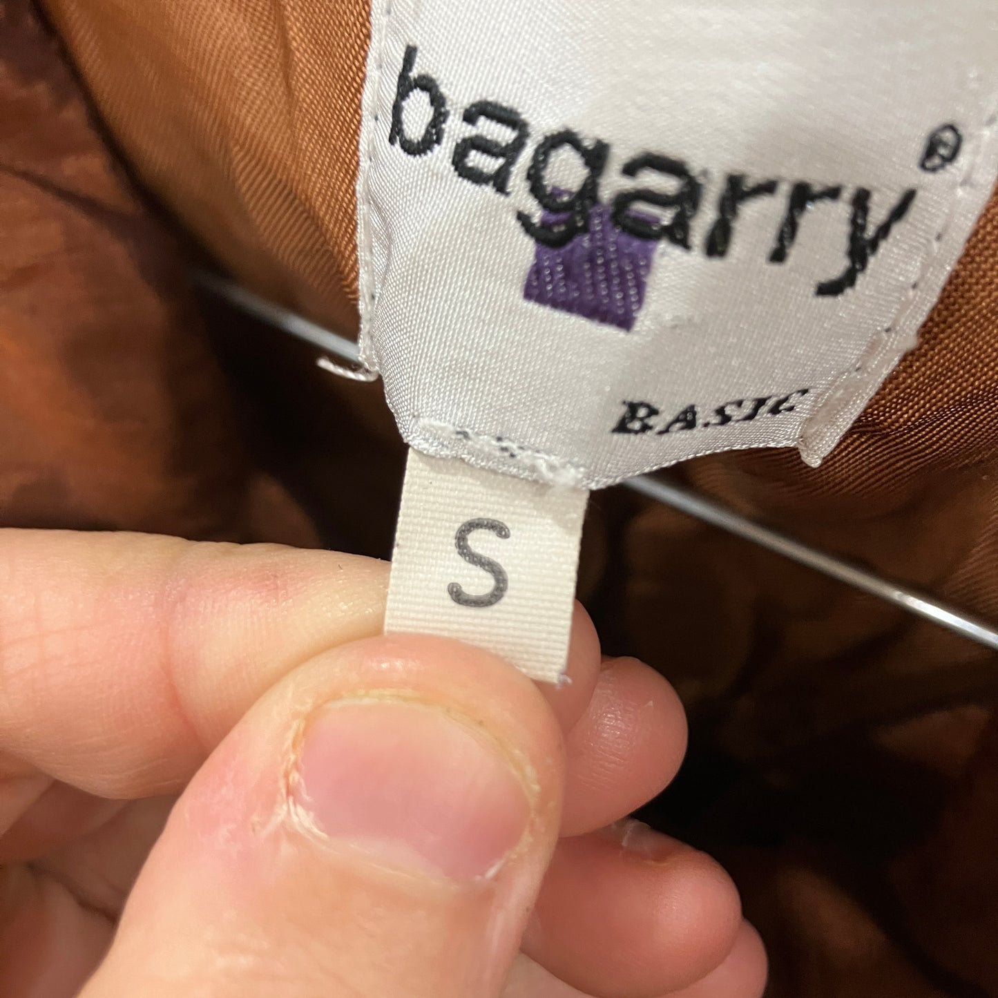 bagarry 00s brown puffer vest with frills