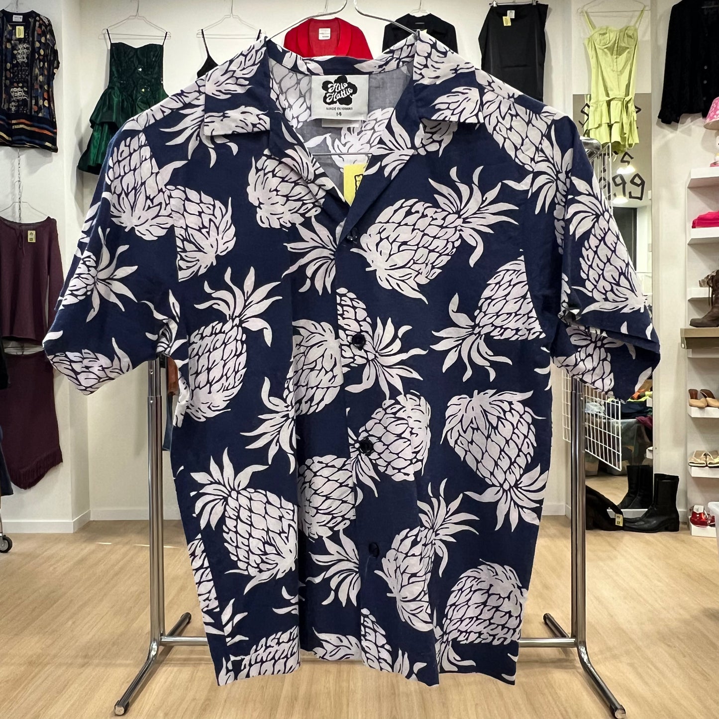 hilo hattie navy white pineapple hawaiian shirt
