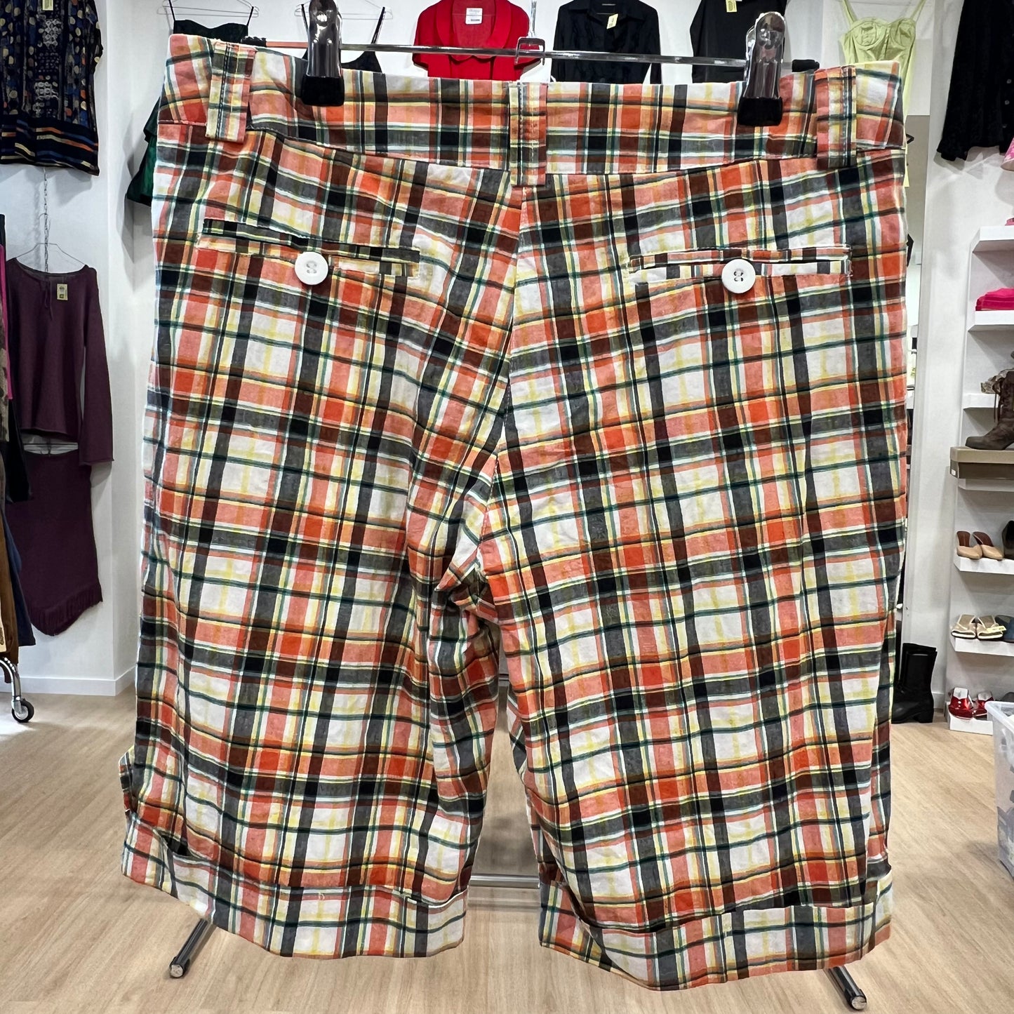 donna io orange checkered shorts